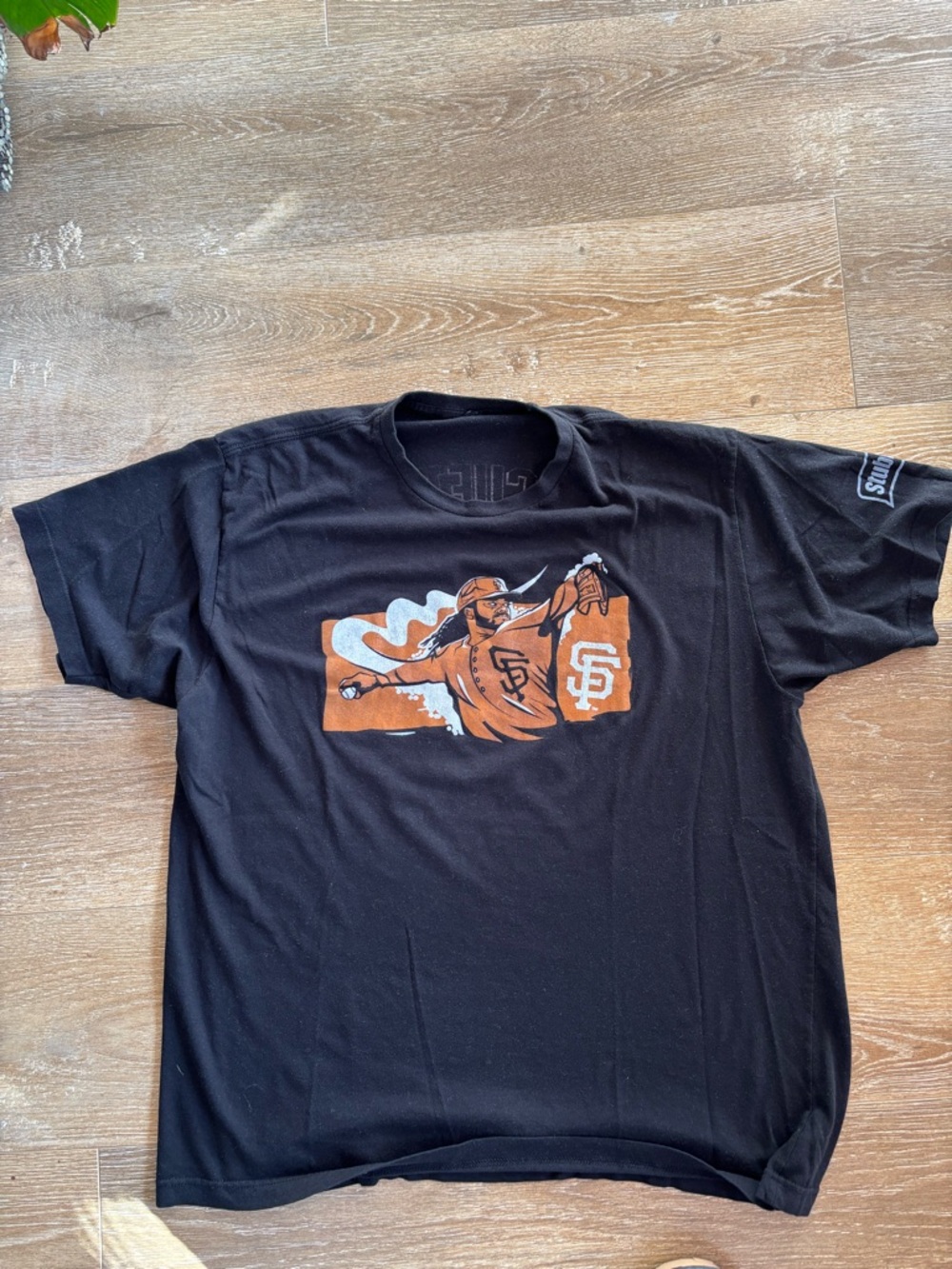 San Francisco Giants Black & Orange Graphic Tee